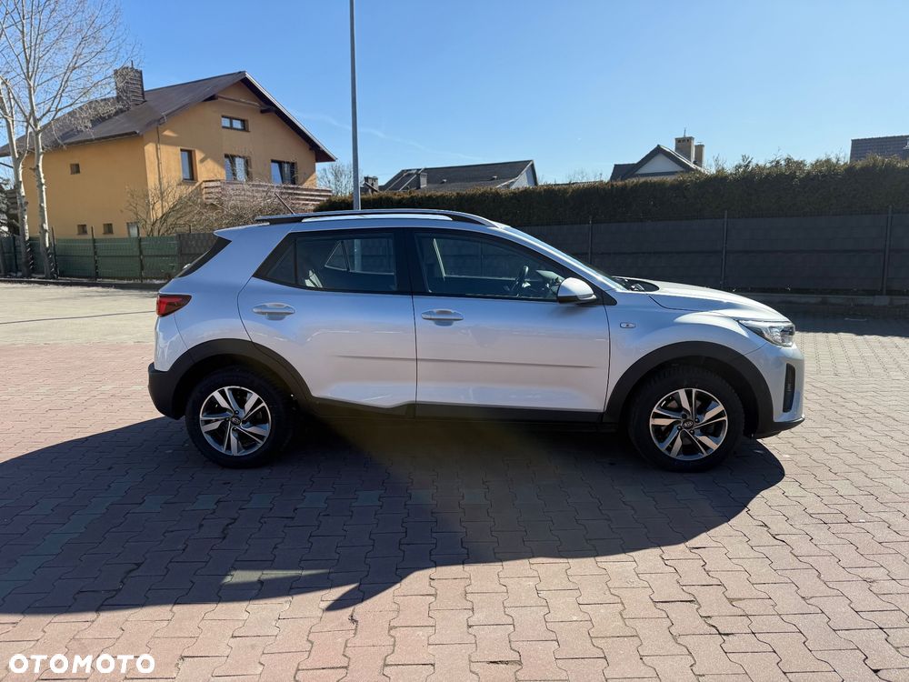 Kia Stonic 1.2 L - 10