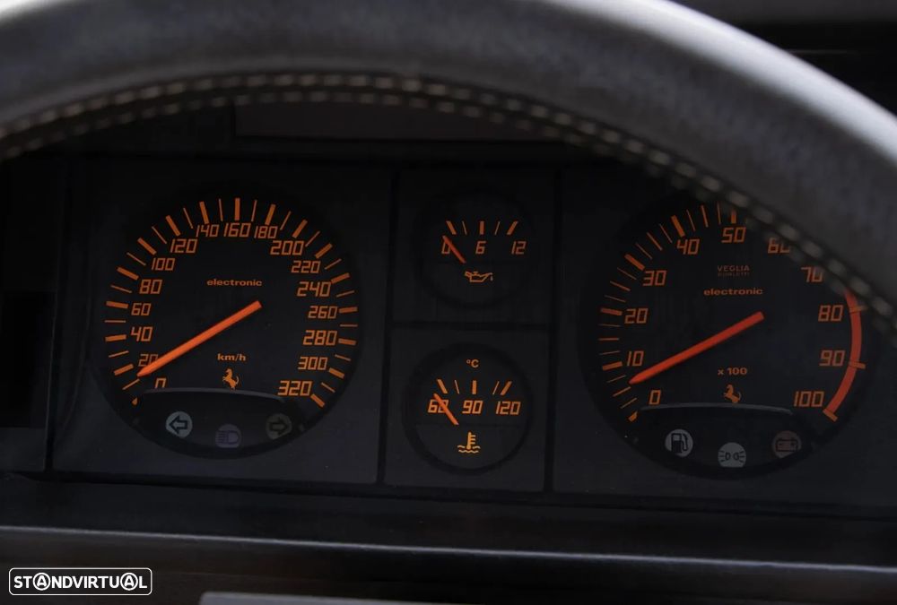 Ferrari Testarossa - 26