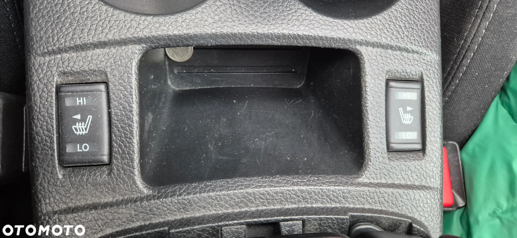 Nissan Qashqai 1.3 DIG-T N-Connecta DCT - 28