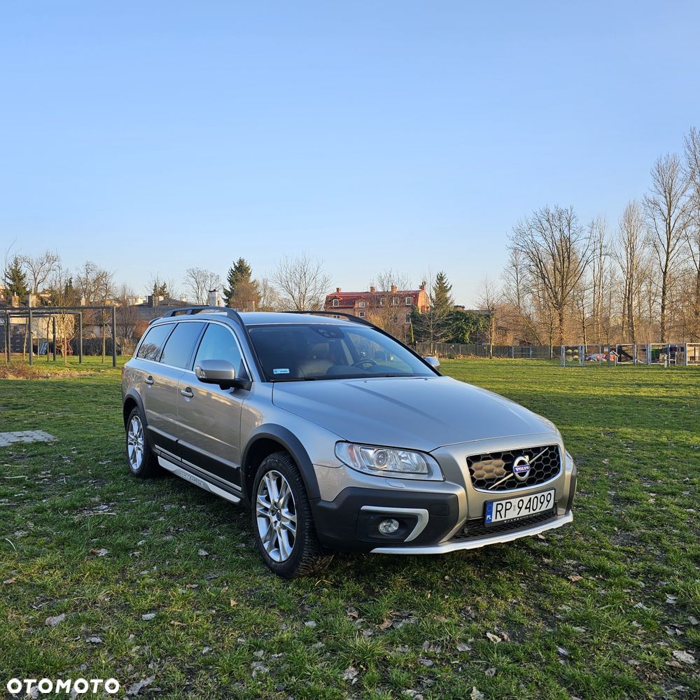 Volvo XC 70 - 4