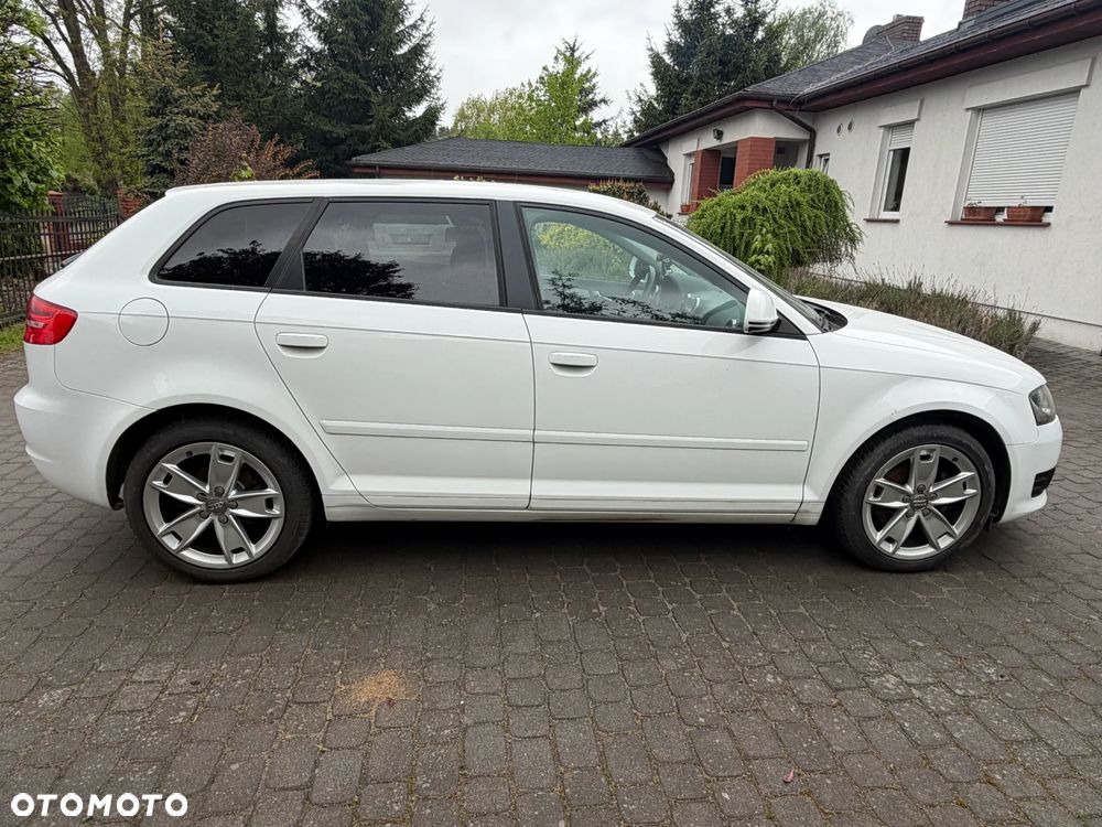Audi A3 Sportback 1.4 TFSI Attraction - 10