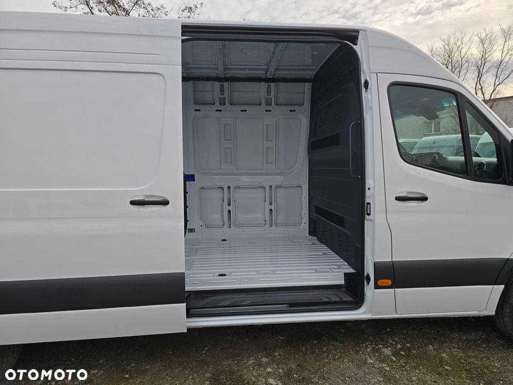 Mercedes-Benz Sprinter 317 CDI Long PRO 9G-Tronic - 7