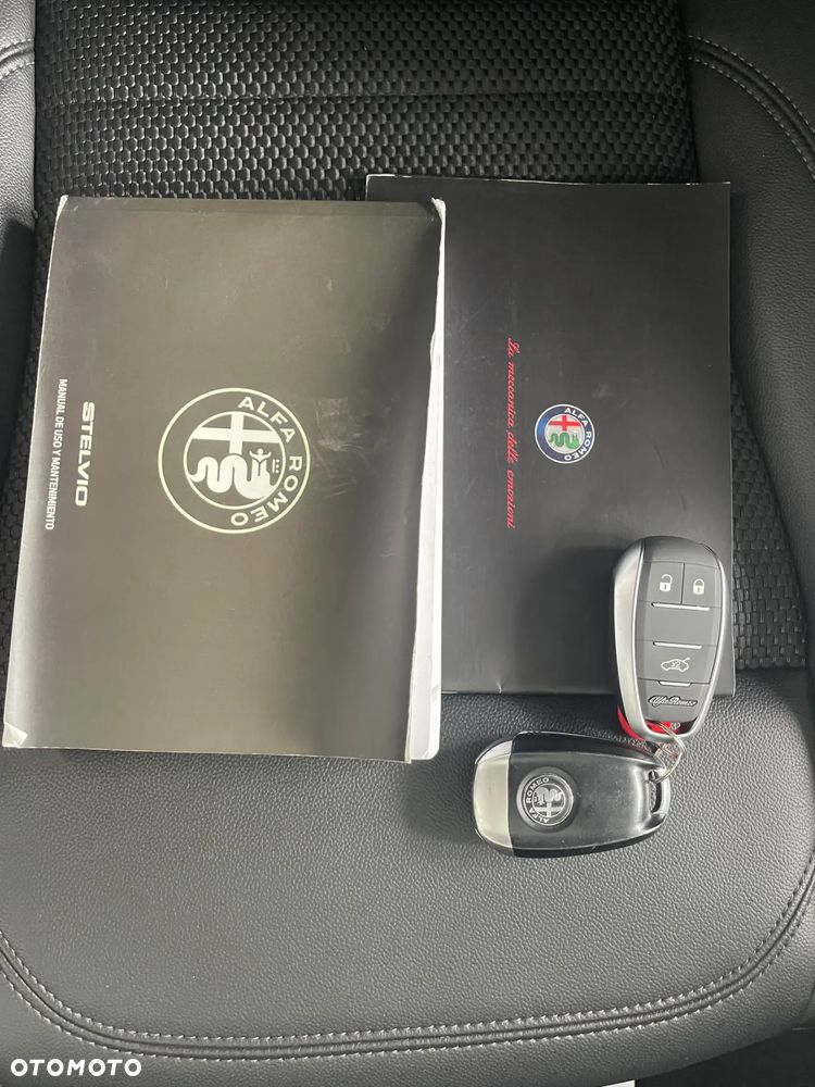 Alfa Romeo Stelvio 2.2 JTDM Q4 - 16