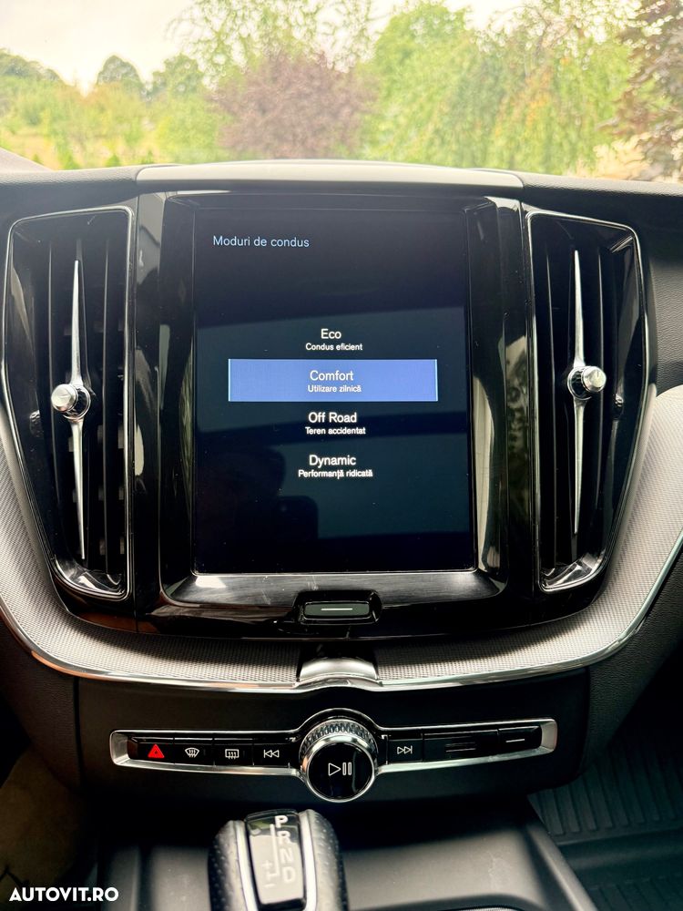 Volvo XC 60 B5 D AWD Geartronic RDesign - 21