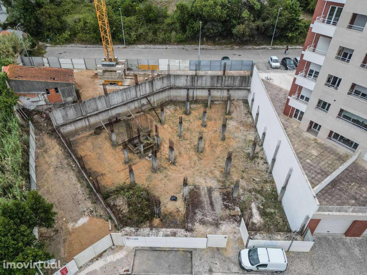 Apartamento T2  com Churrasqueira, Terraço e 2 de Parqueamentos - Grande imagem: 5/31