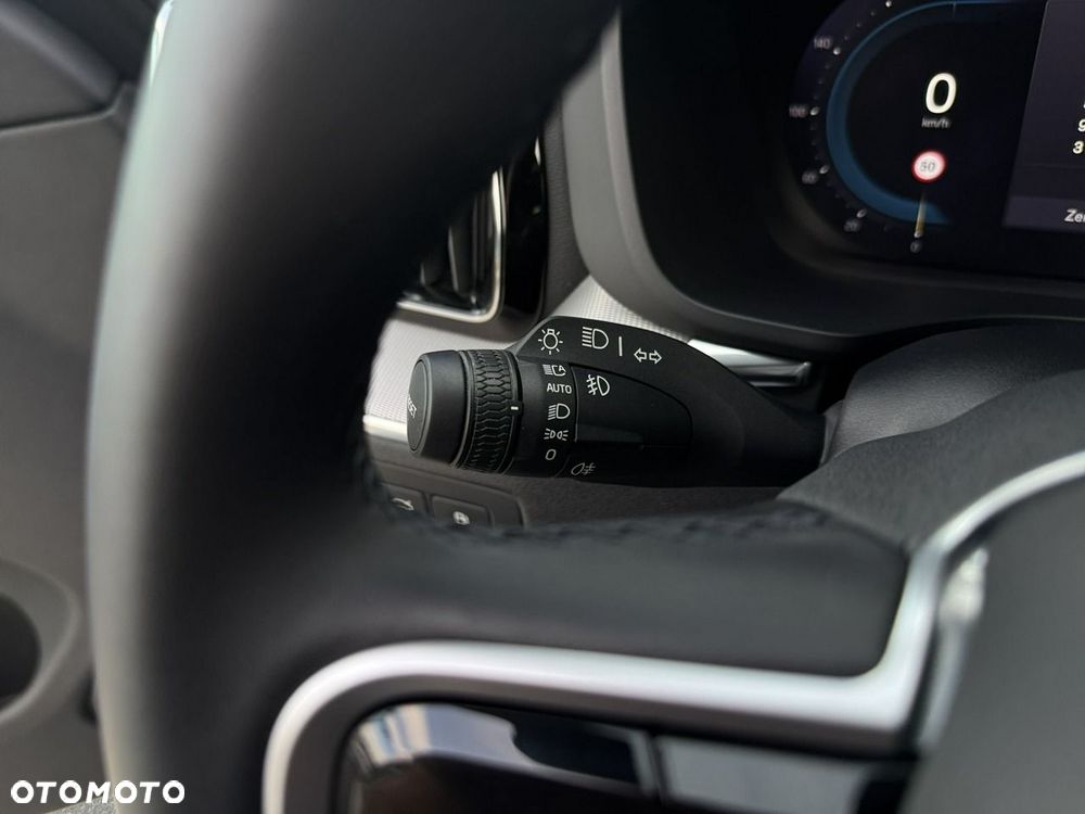 Volvo XC 60 T8 Plug-In Hybrid AWD Plus Dark - 16