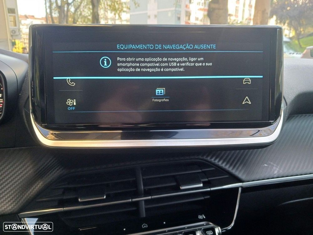 Peugeot 2008 1.2 PureTech Style - 17