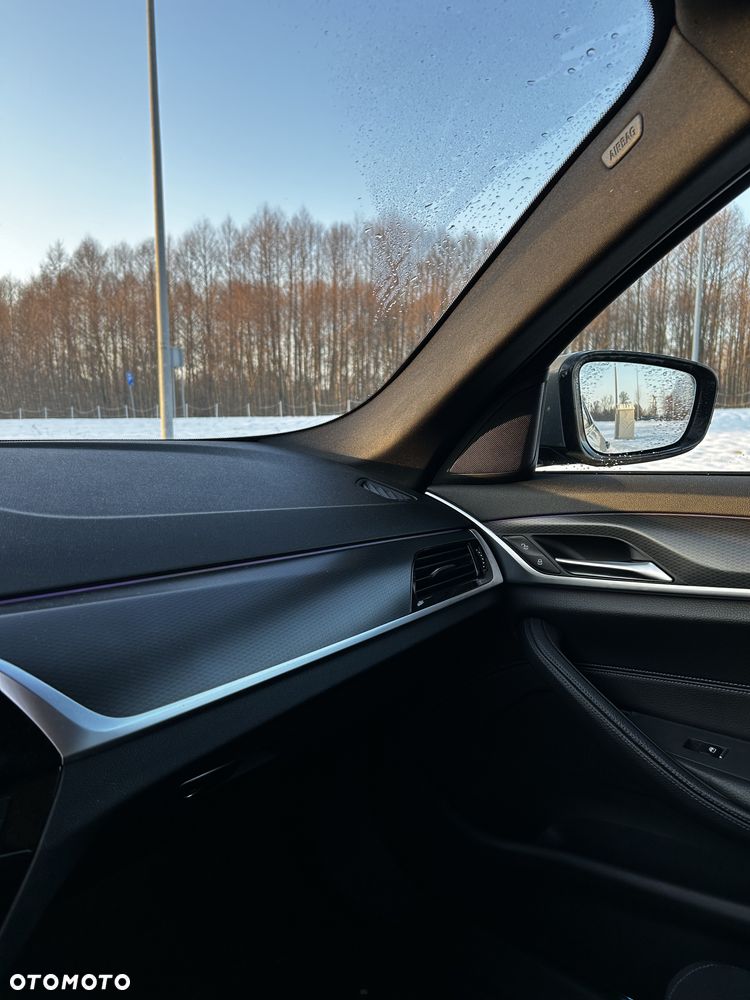 BMW Seria 5 520d xDrive M Sport sport - 16