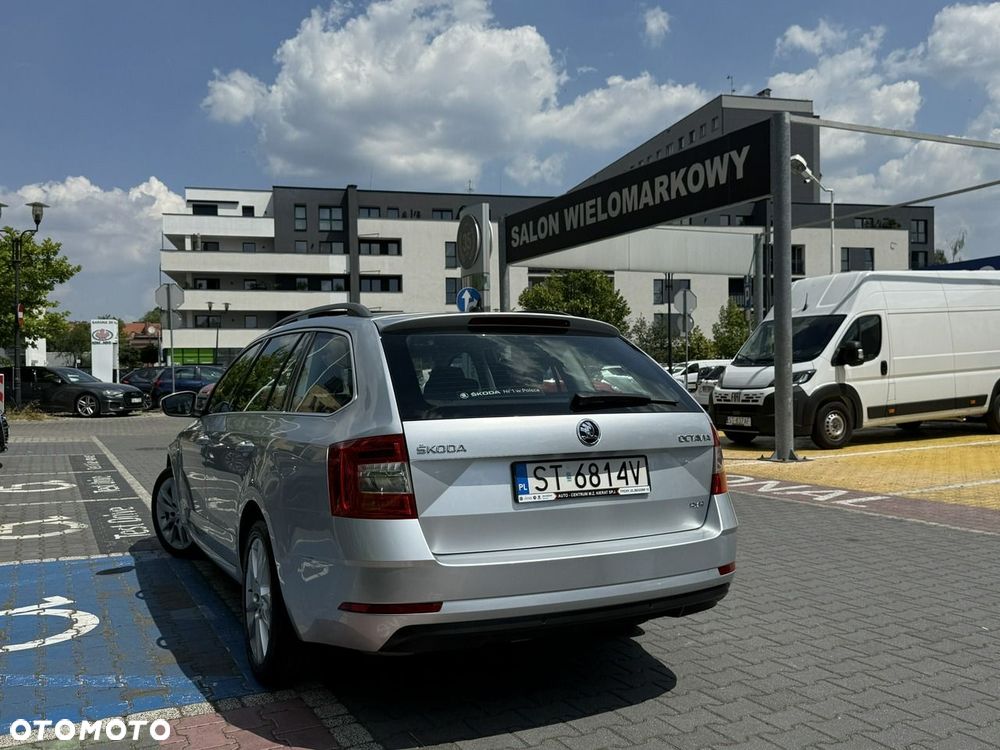 Skoda Octavia - 8