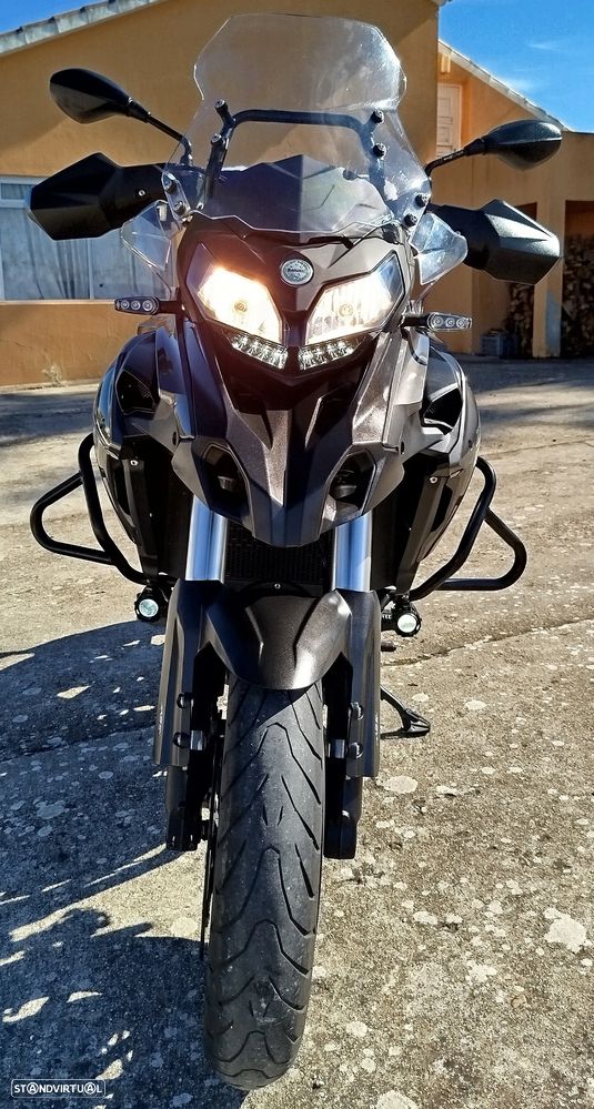Benelli TRK 502 - 9