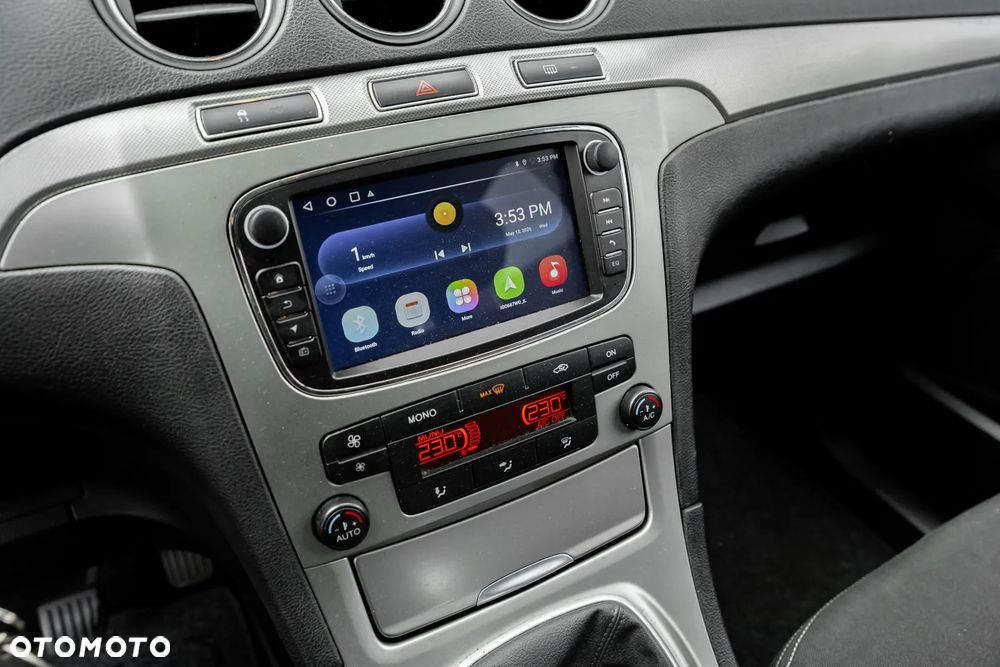 Ford Galaxy 2.0 TDCi Ghia - 22
