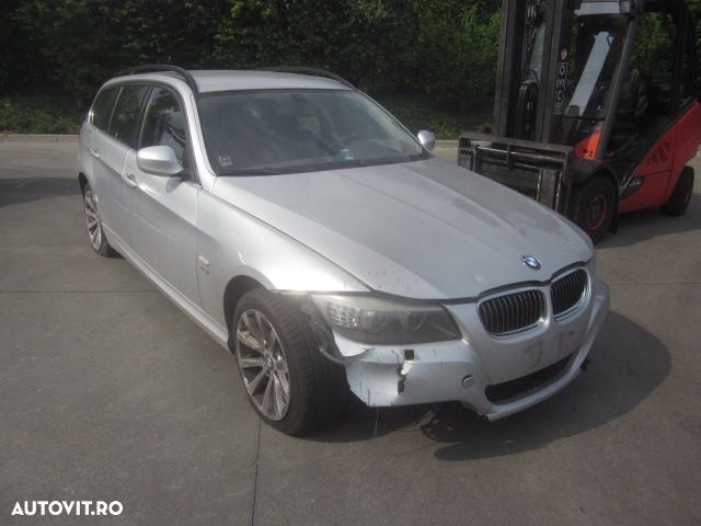 Dezmembrez  BMW Seria 3 E91 LCI ,an 2010 - 4