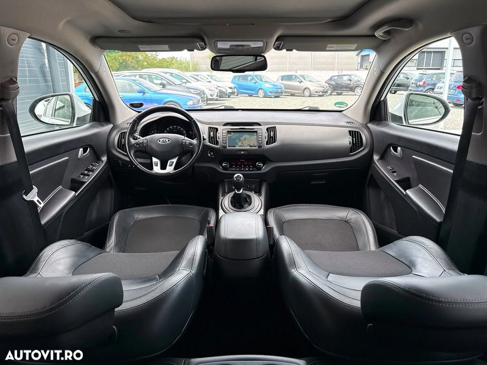 Kia Sportage 1.7 CRDI 2WD Spirit - 25