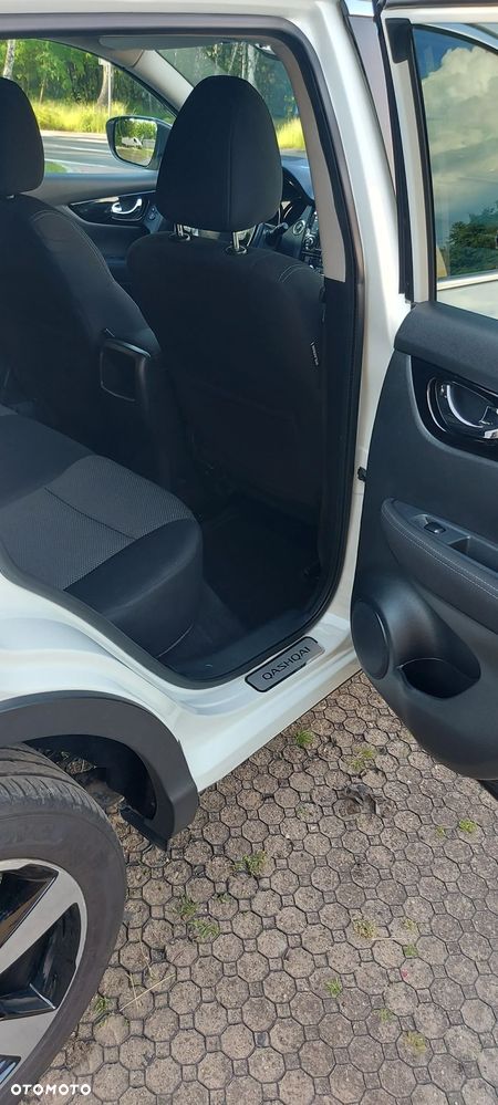 Nissan Qashqai 1.6 DIG-T 360 - 25