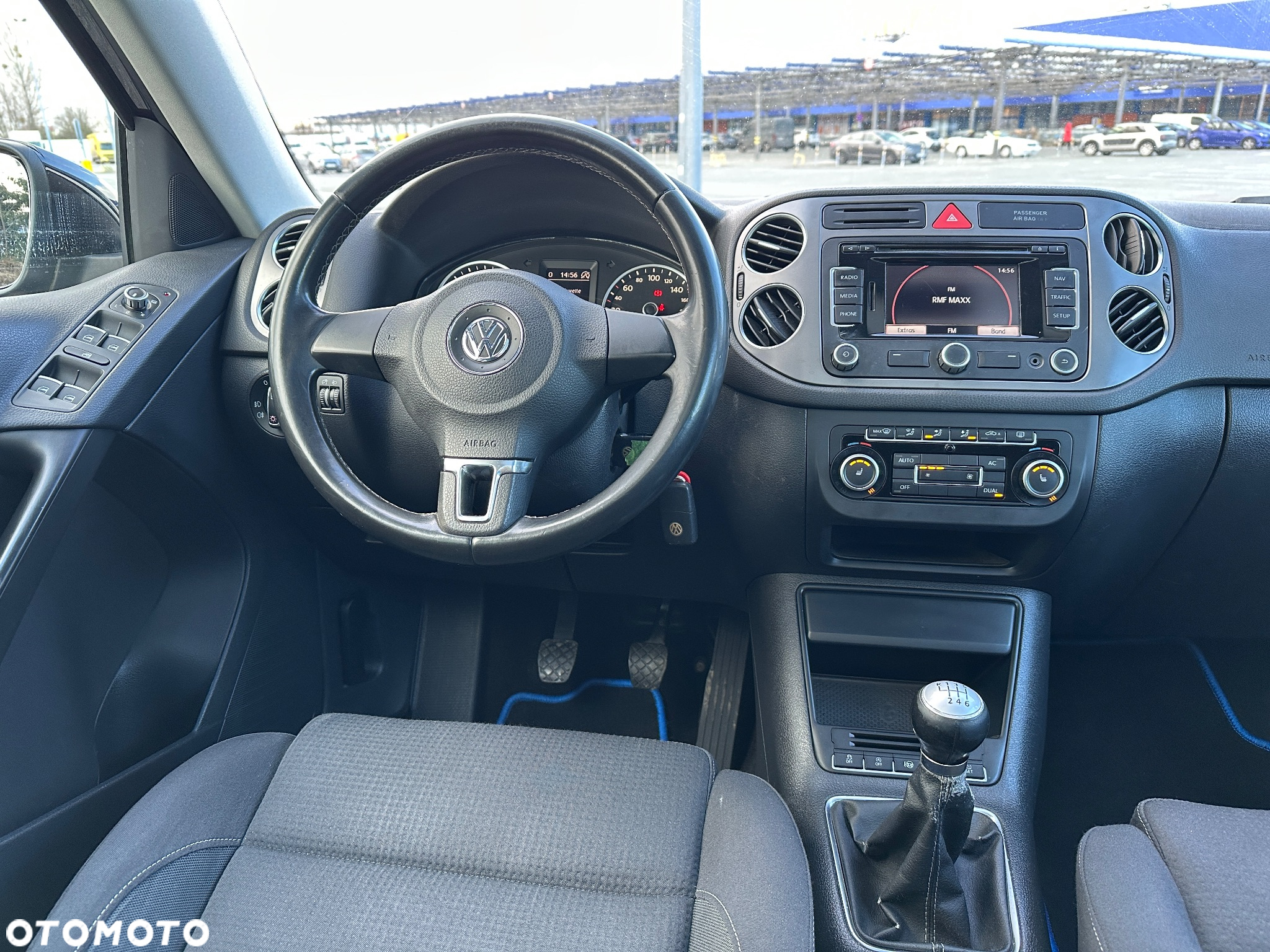 Volkswagen Tiguan - 19