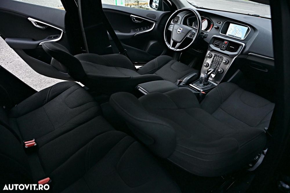 Volvo V40 D3 Geartronic - 14