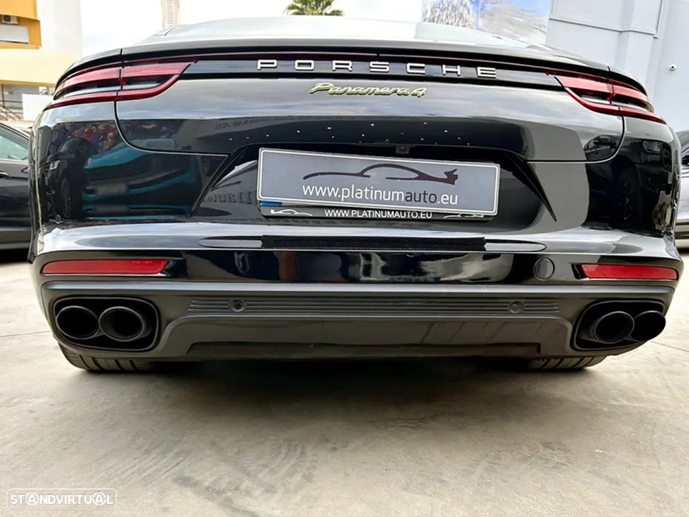 Porsche Panamera 4 E-Hybrid - 56