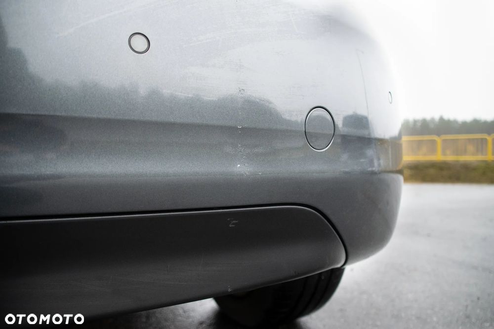 Peugeot 208 1.2 VTi Allure - 4