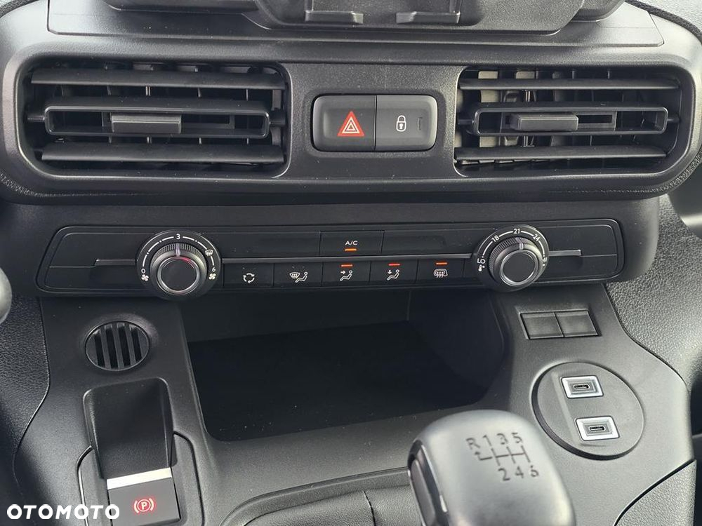 Opel Combo Van - 16