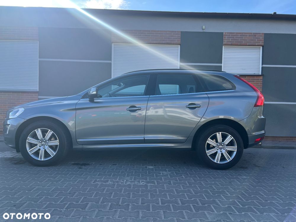 Volvo XC 60 D3 Geartronic Momentum - 9