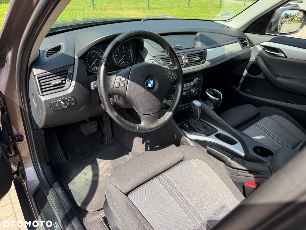 BMW X1 xDrive18d - 14