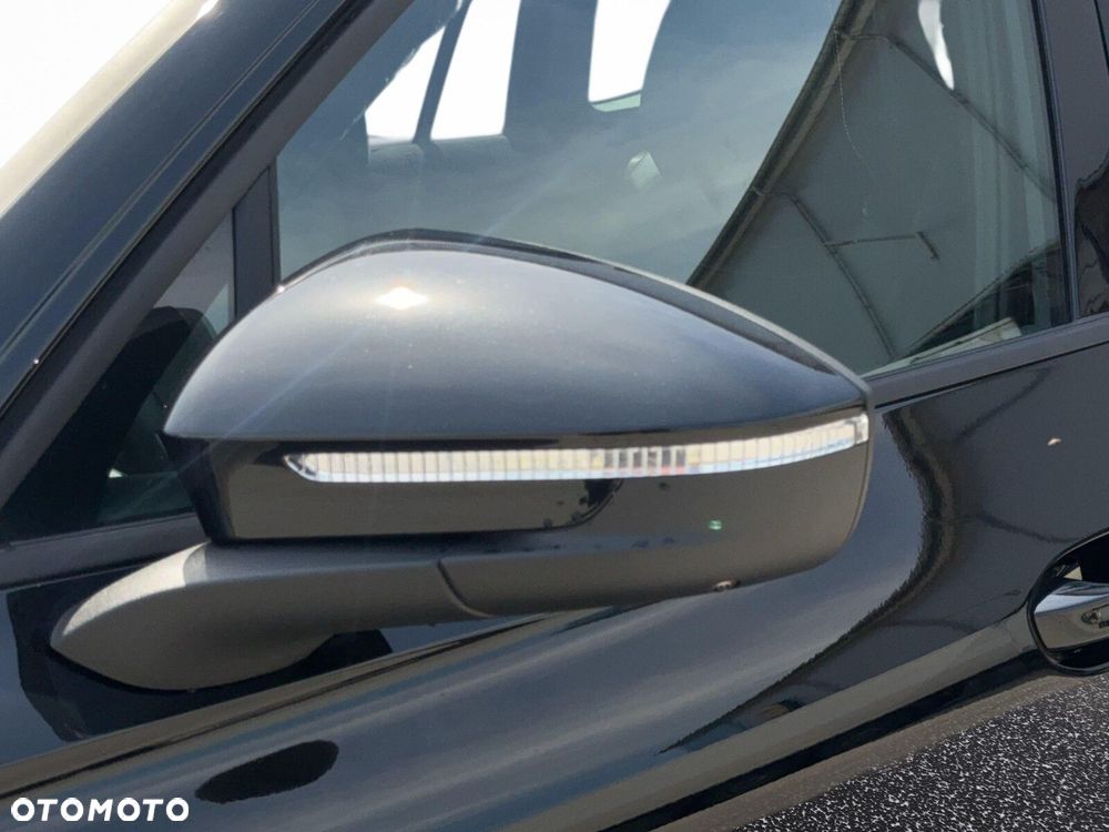 Volkswagen Tiguan - 10