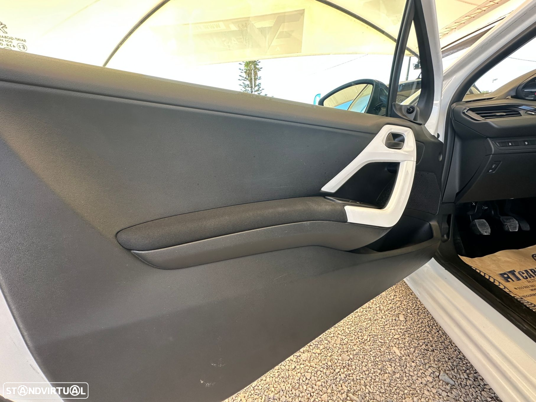 Peugeot 208 1.2 PureTech Like - 10