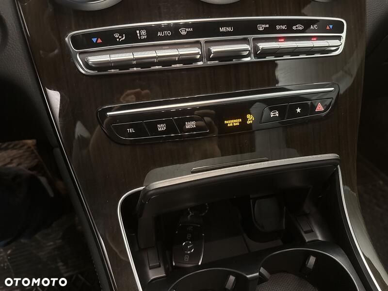 Mercedes-Benz GLC - 17