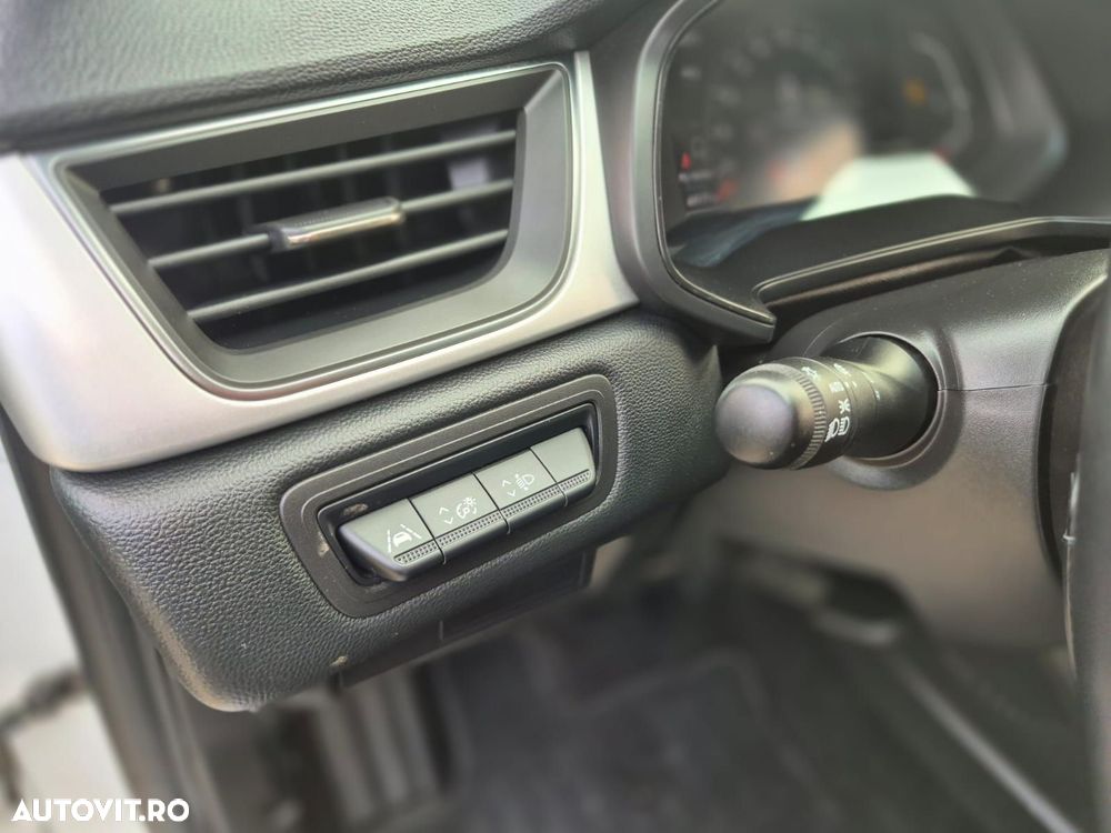 Renault Captur 140 EDC MHEV Techno - 14