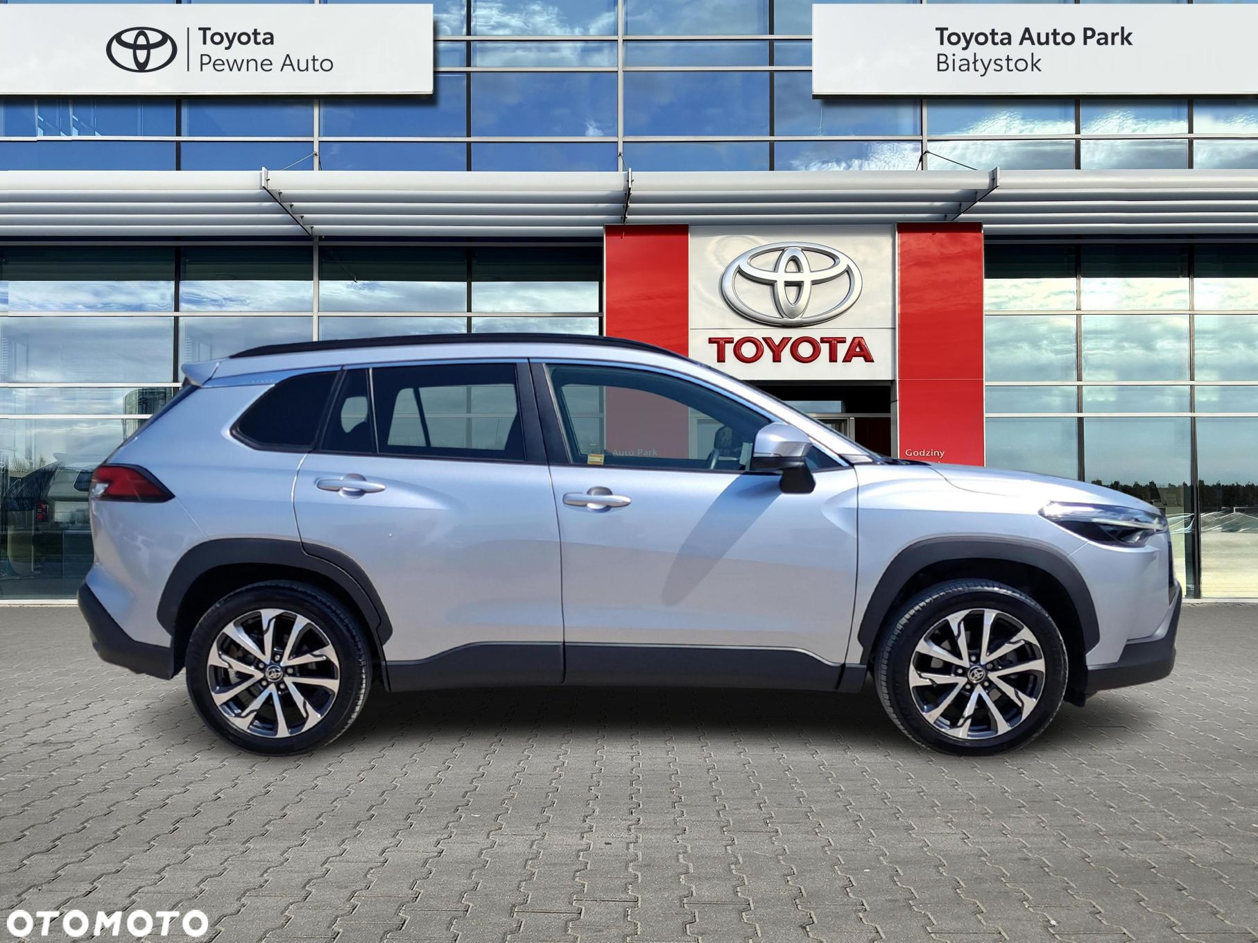 Toyota Corolla Cross 2.0 Hybrid Style AWD - 6