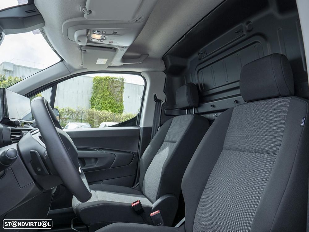 Peugeot Partner Premium - 19