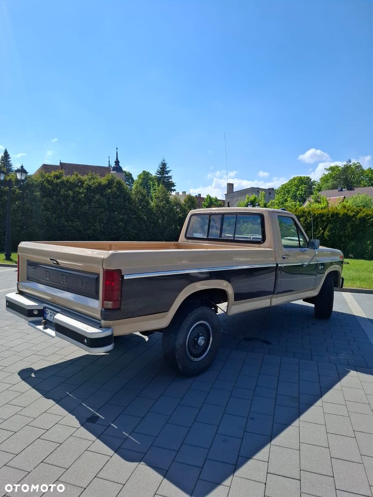 Ford F150 - 1