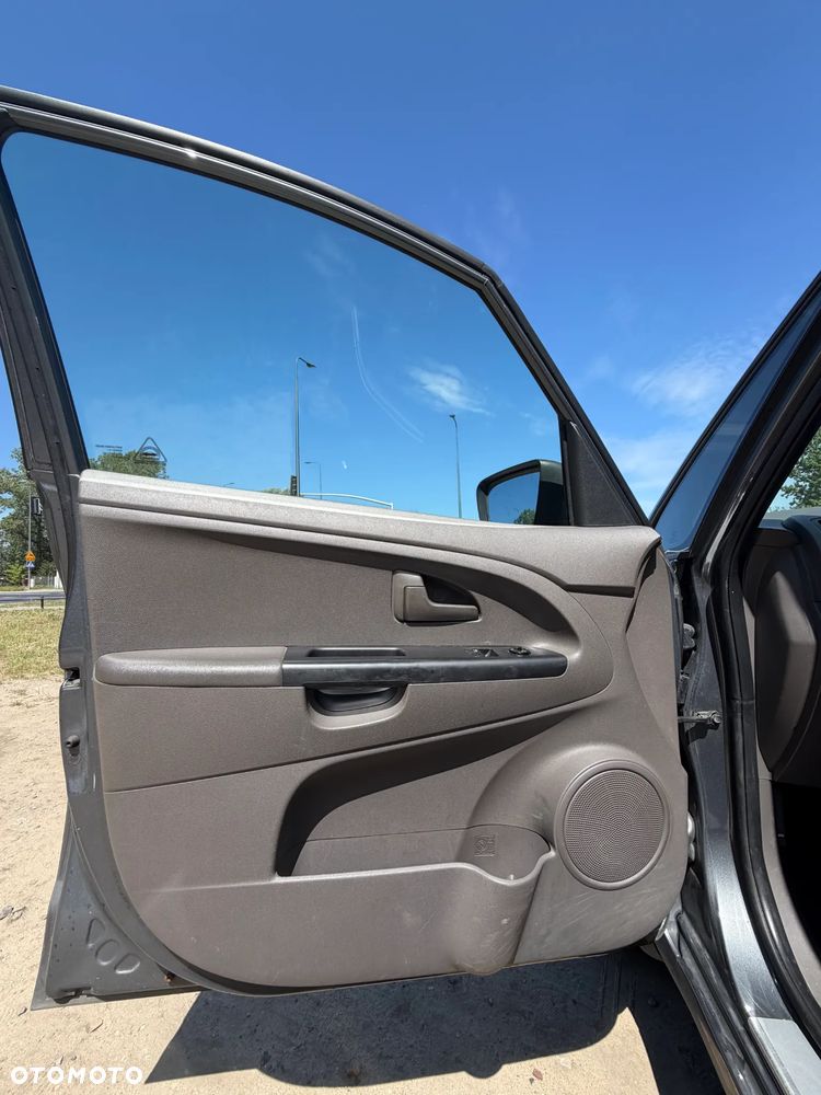 Kia Venga 1.6 M - 13