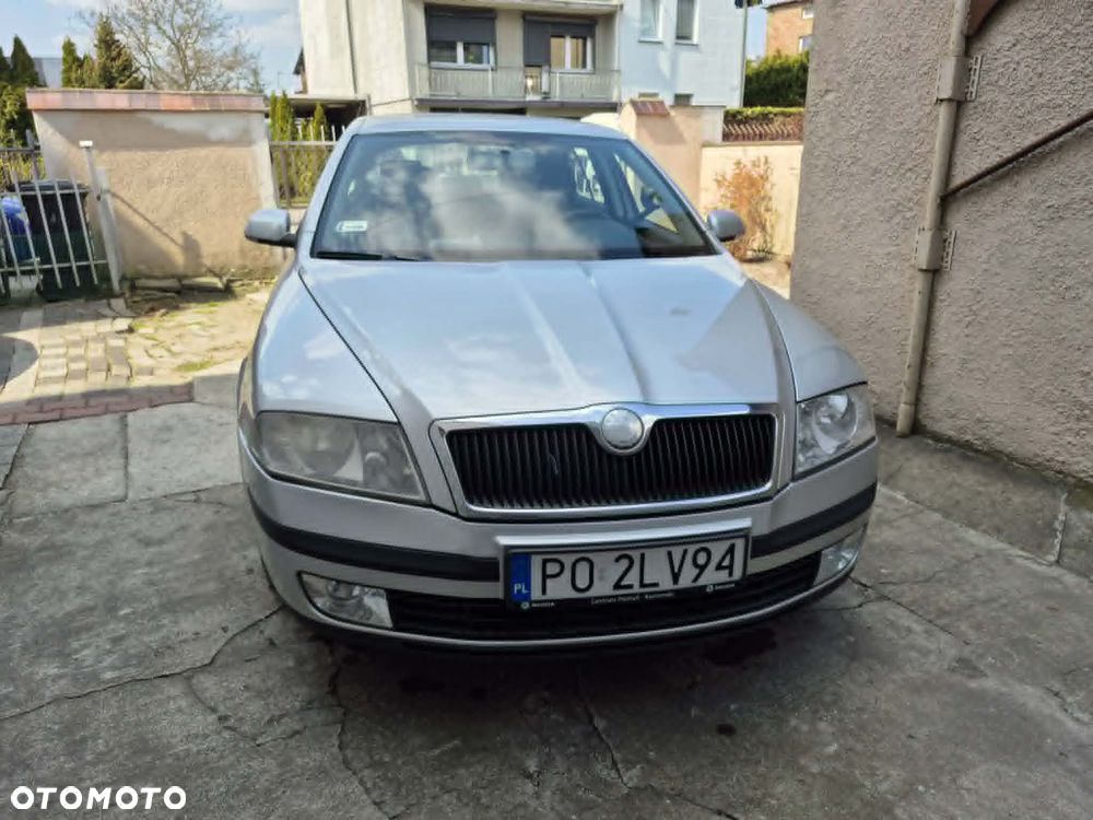 Skoda Octavia 1.6 Tour - 1