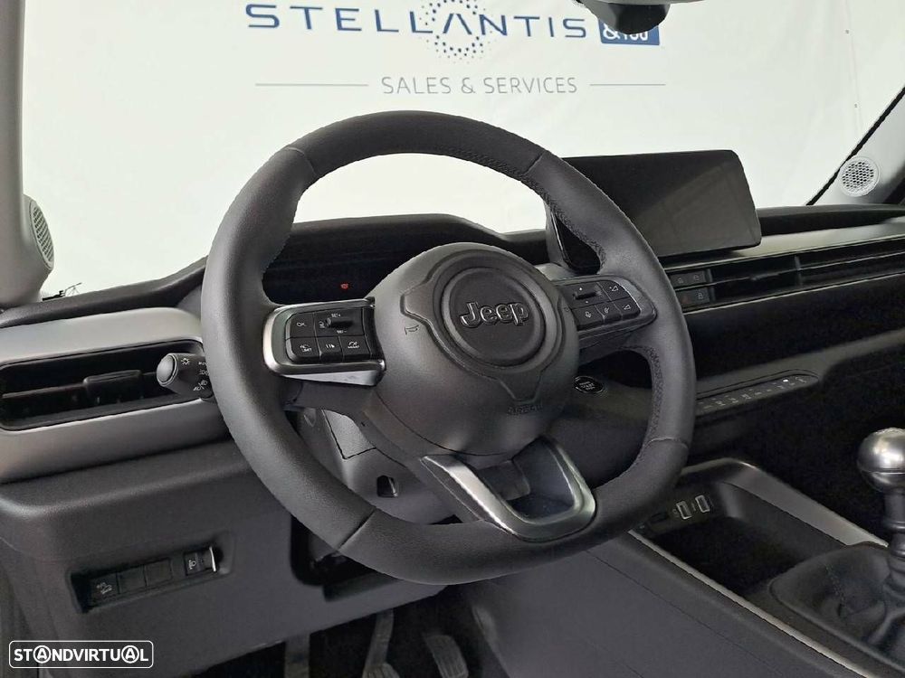 Jeep Avenger 1.2 GSE T3 Summit - 12