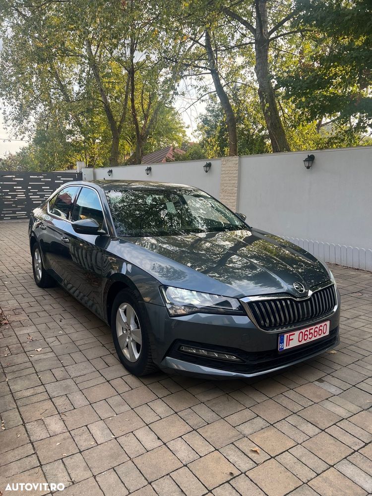 Skoda Superb 1.5 TSI ACT DSG Ambition - 4