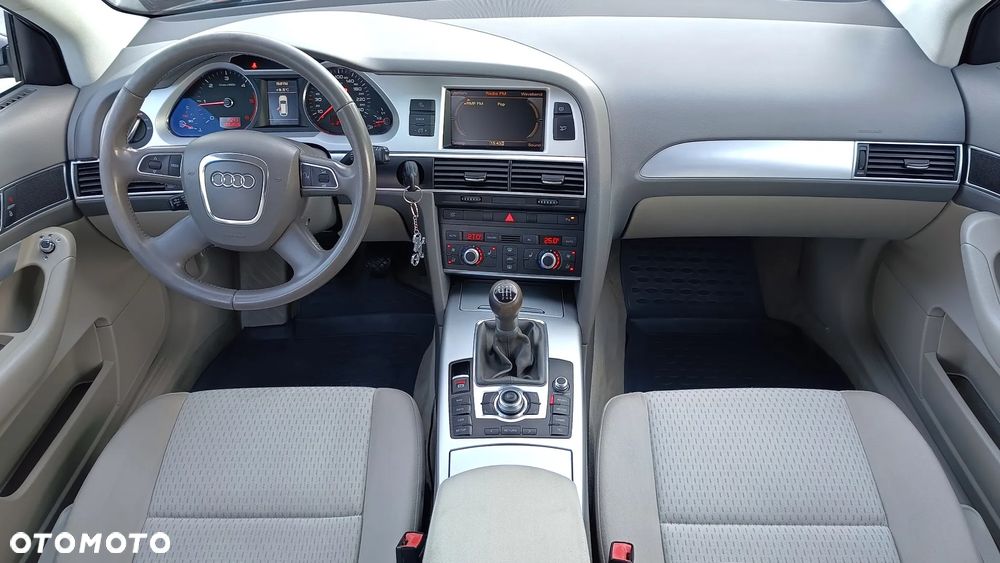 Volkswagen Passat - 29