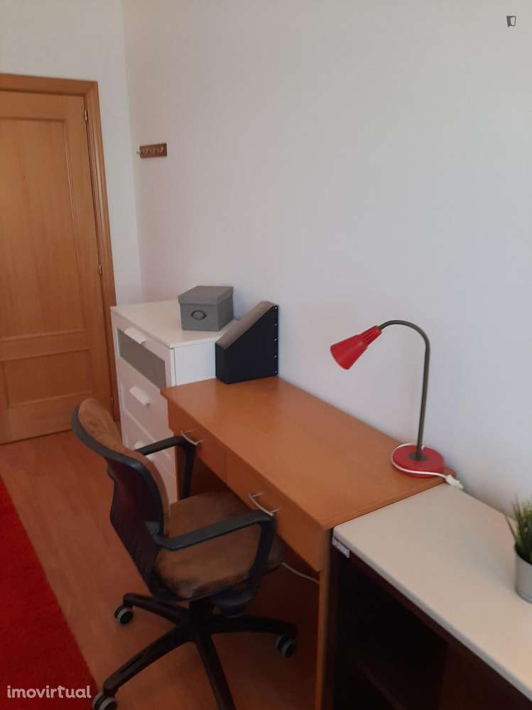 Quarto - localizado em Caparica Lisbon - Grande imagem: 5/16