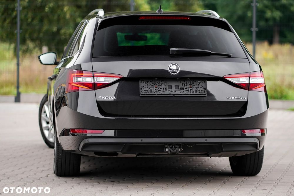 Skoda Superb 2.0 TDI Ambition - 9