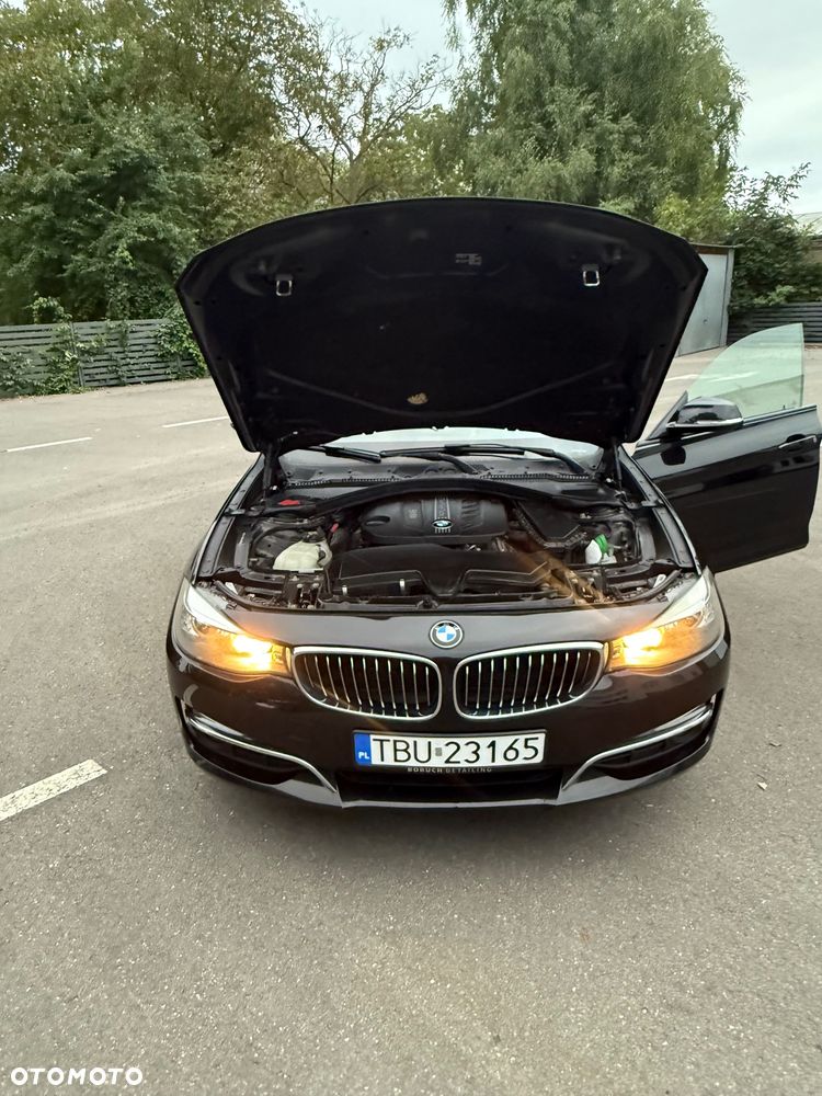 BMW Seria 3 318d Luxury Line - 13