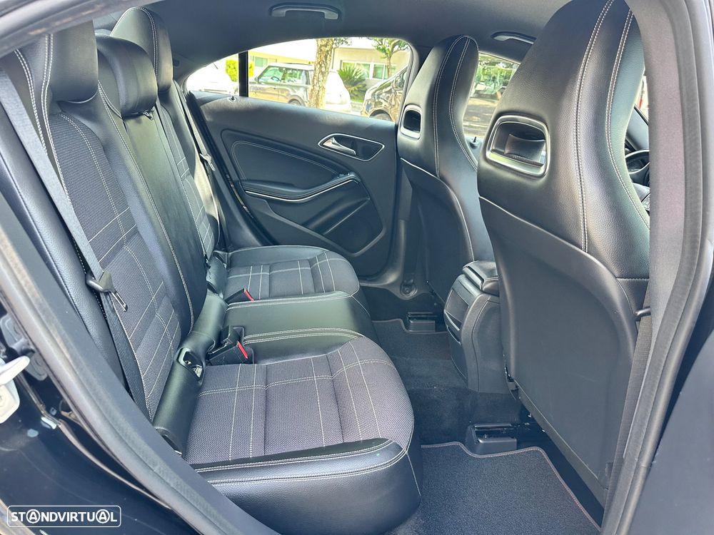Mercedes-Benz CLA 220 CDI Urban Aut. - 37