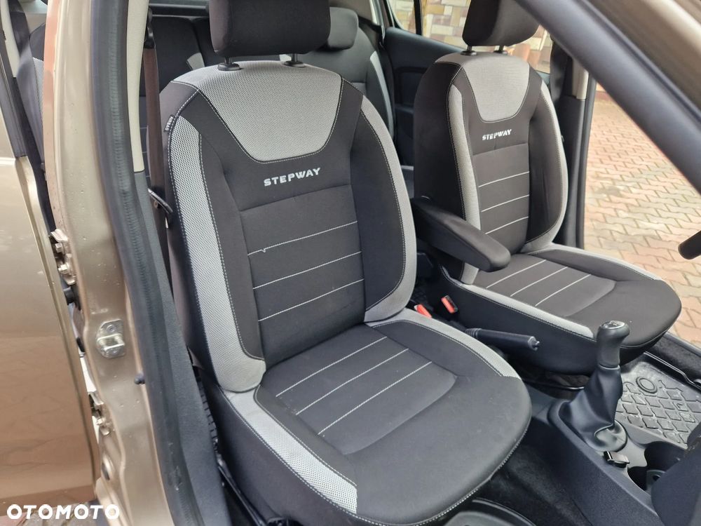 Dacia Sandero Stepway 1.0 TCe Laureate S&S - 23