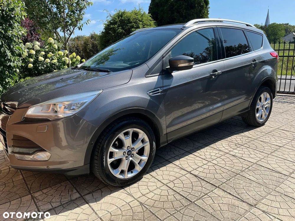 Ford Kuga - 1