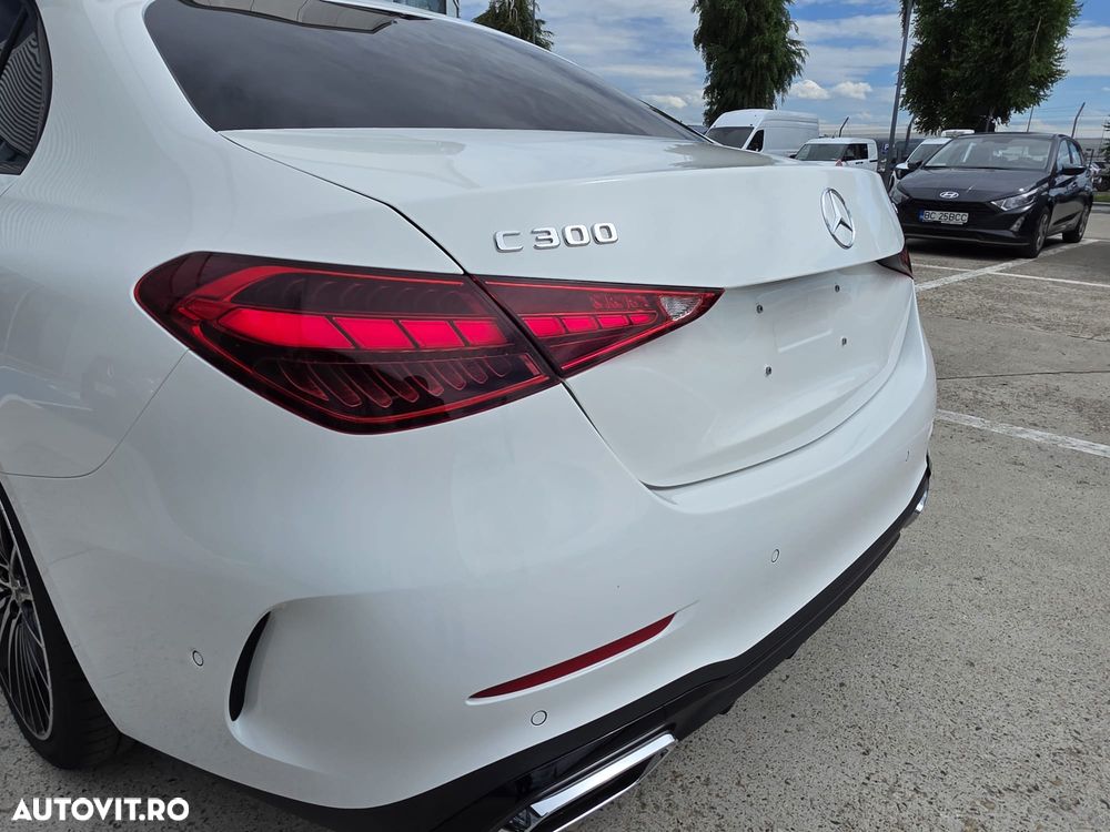 Mercedes-Benz C 300 MHEV 4MATIC - 10