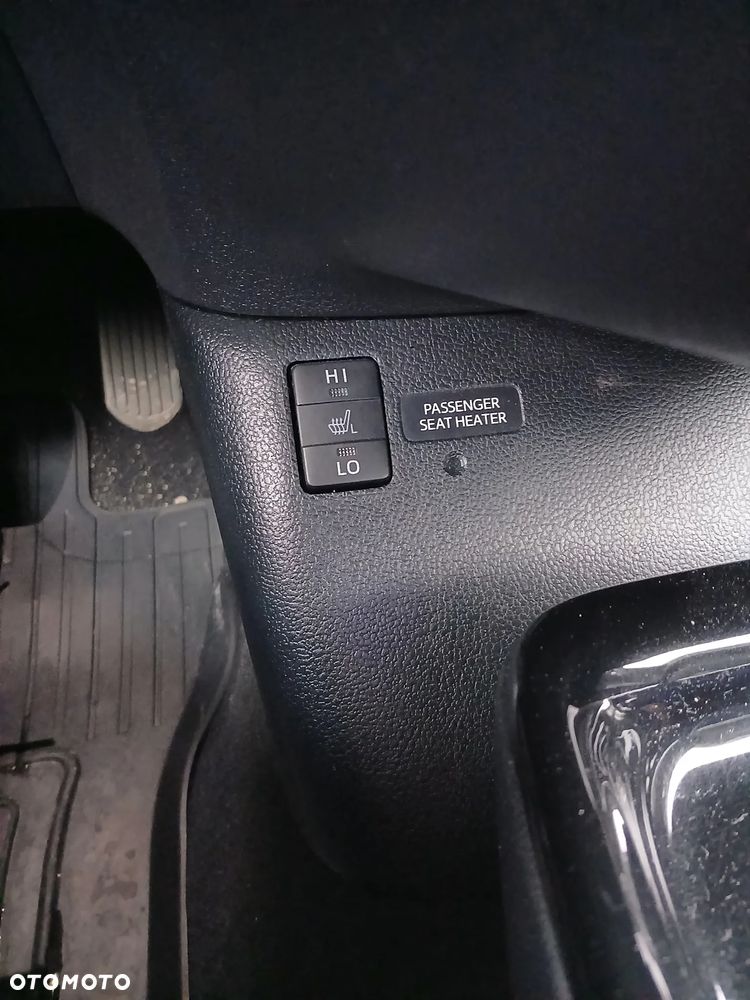 Toyota Prius 1.8 Hybrid Prestige - 28