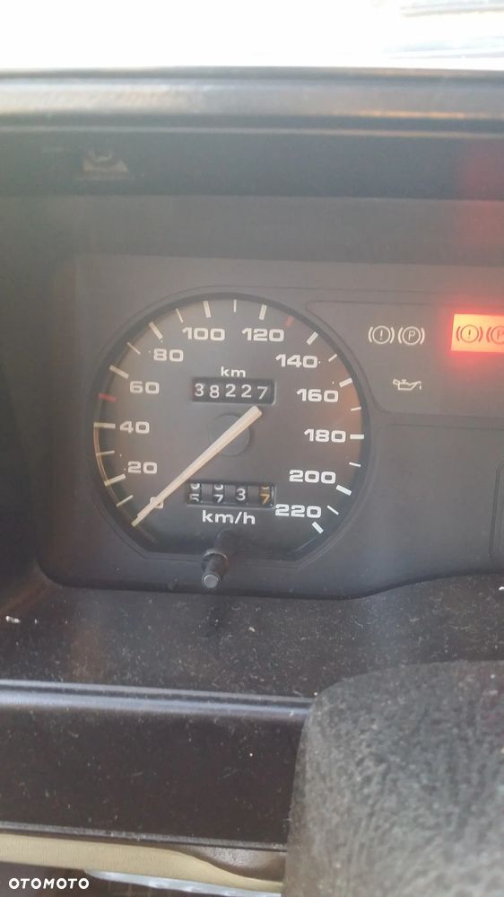 Ford Sierra 1.6 LX - 11