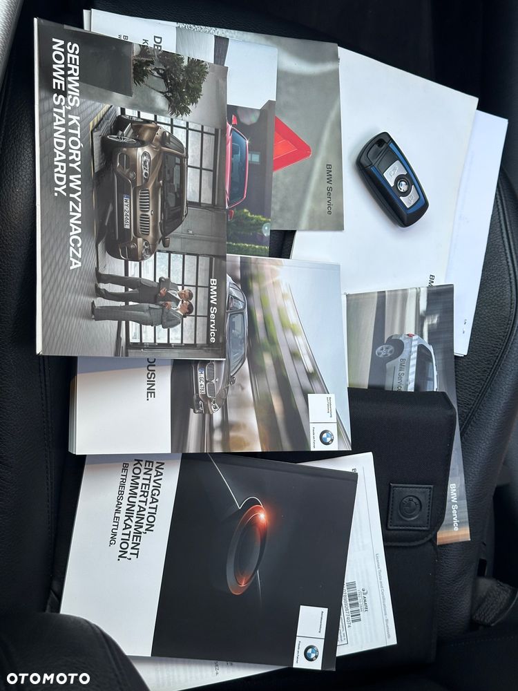BMW Seria 3 335i xDrive - 24