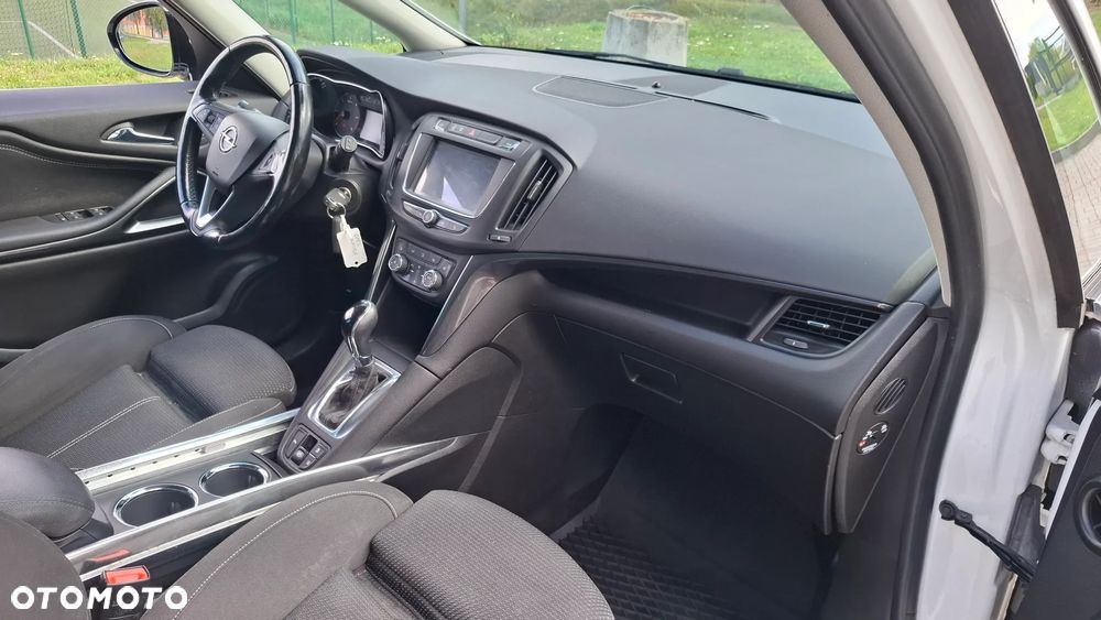 Opel Zafira Tourer 2.0 CDTI Automatik Business Edition - 9