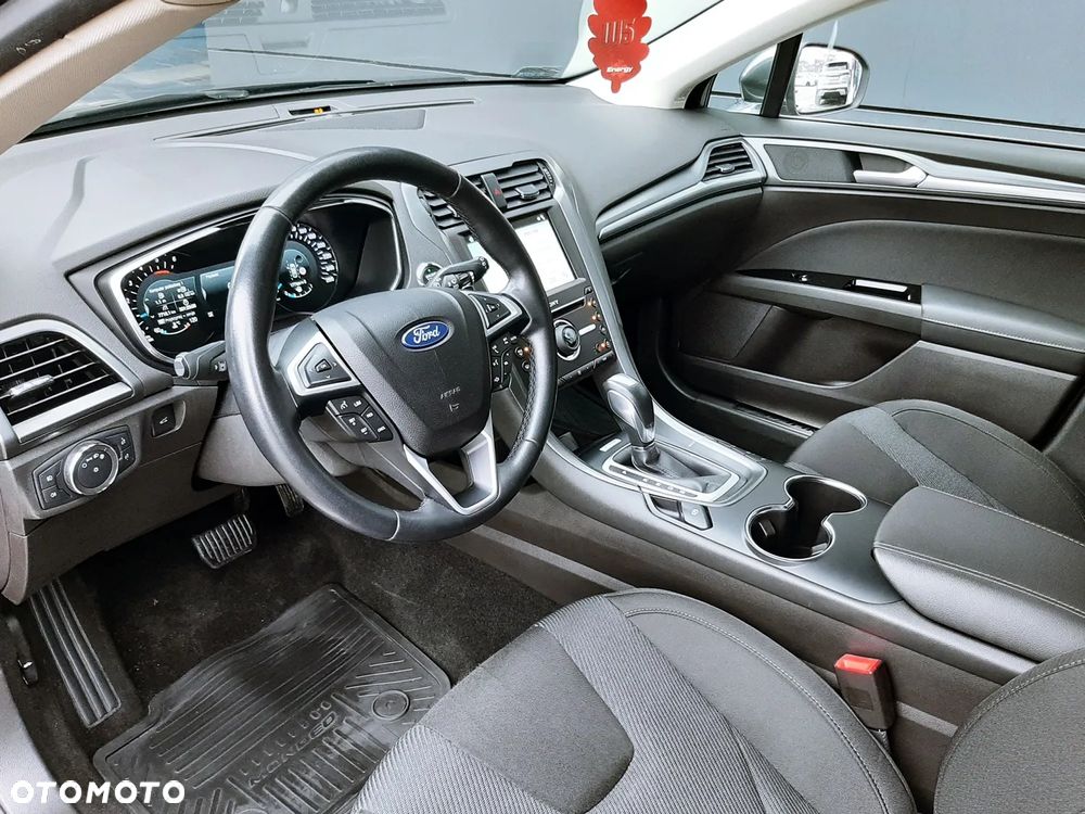 Ford Mondeo 2.0 TDCi Titanium PowerShift - 31