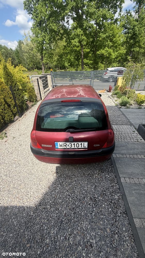 Renault Clio - 7